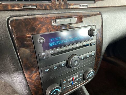 Used 2015 Chevrolet Impala LTZ image 15