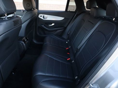 Used 2019 Mercedes-Benz GLC 300 4MATIC image 14
