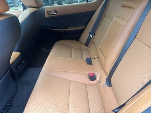 Used 2024 Lexus IS 300 w/ Comfort Package image 31