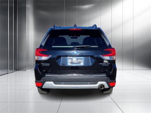 Used 2019 Subaru Forester Touring image 33