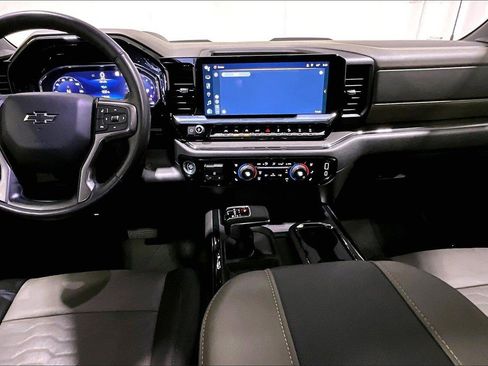 Used 2023 Chevrolet Silverado 1500 ZR2 w/ Technology Package image 15