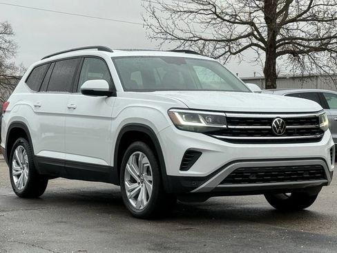 Used 2021 Volkswagen Atlas SE w/ Panoramic Sunroof Package FWD image 8
