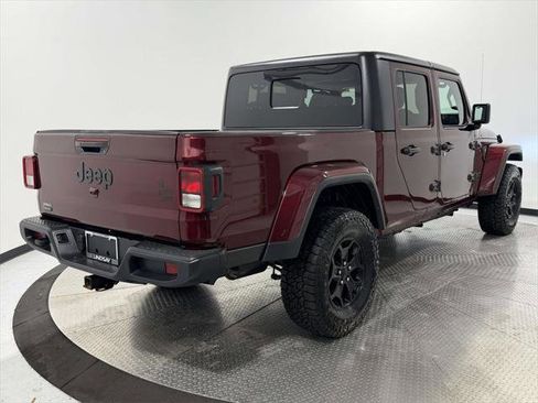 Certified 2022 Jeep Gladiator Willys image 6
