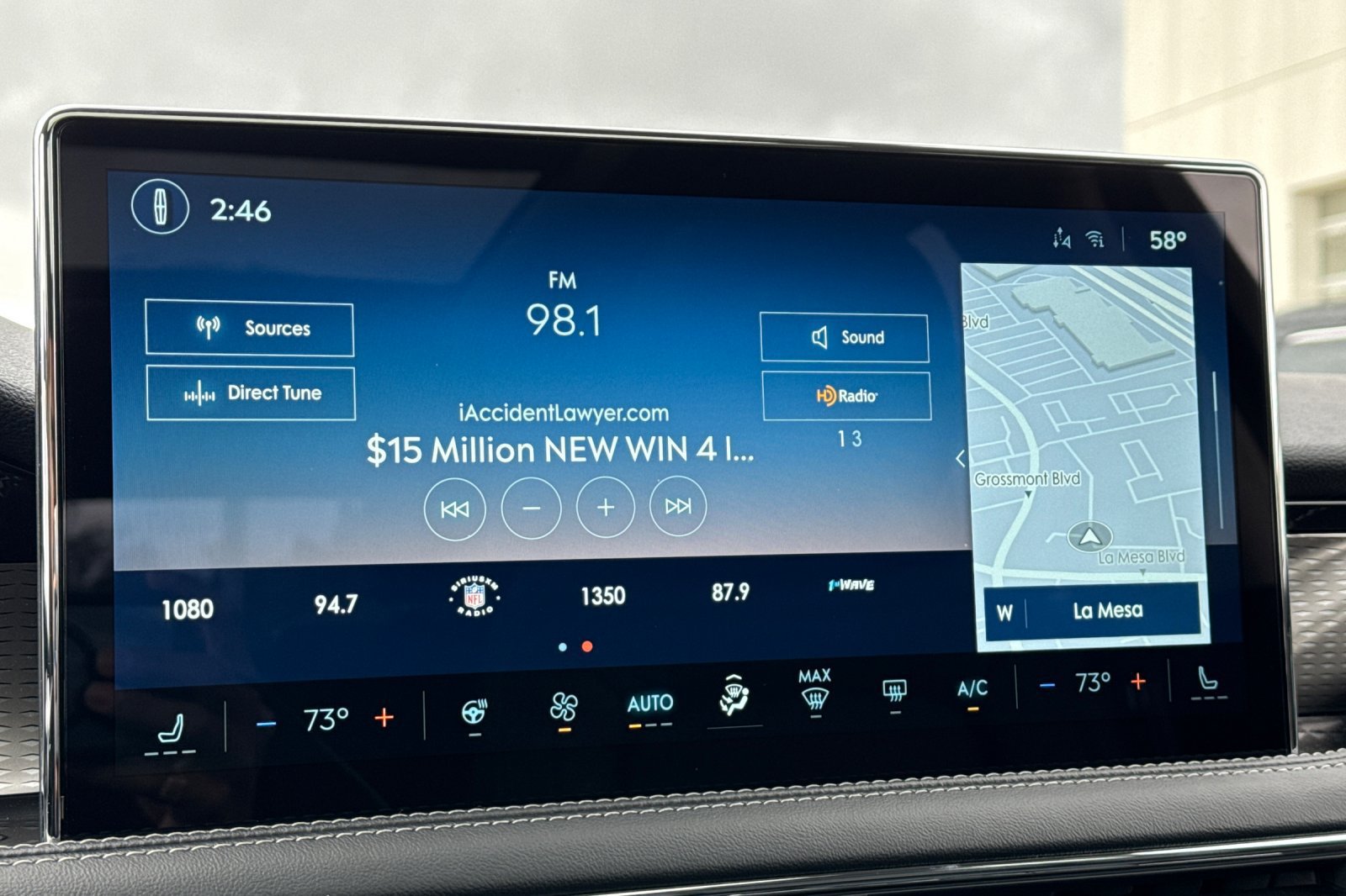 New 2025 Lincoln Corsair Grand Touring w/ Equipment Group 302A AWD/4WD image 17