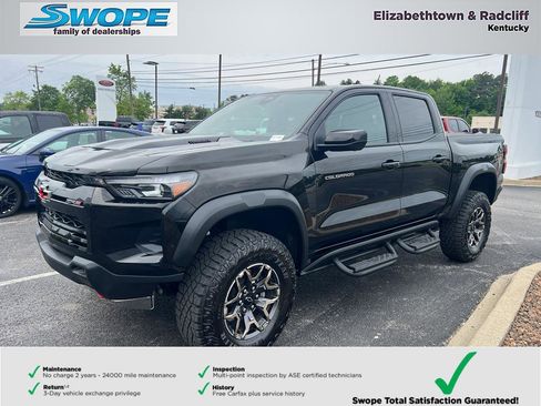 Used 2025 Chevrolet Colorado ZR2 w/ Technology Package AWD/4WD image 7