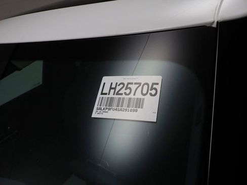 New 2025 Land Rover Range Rover SE image 27