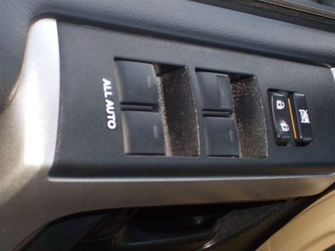 Used 2013 Toyota 4Runner SR5 image 24