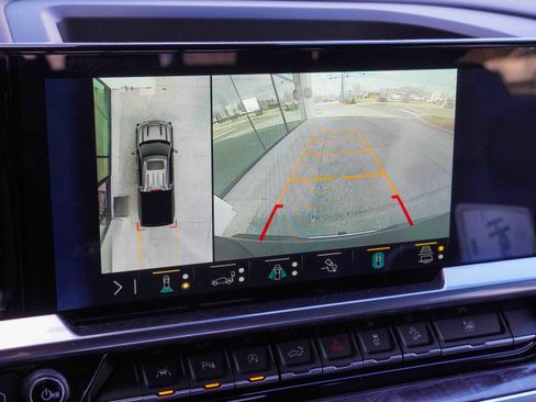 Used 2023 Chevrolet Silverado 1500 LTZ image 26