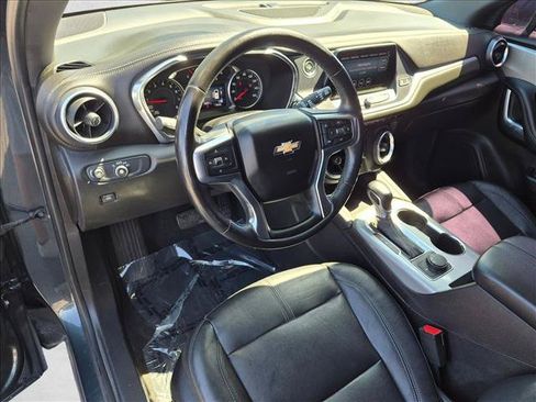 Used 2019 Chevrolet Blazer LT w/ Sun and Wheels Package FWD image 9