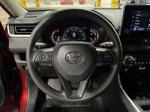 Used 2023 Toyota RAV4 XLE FWD image 18