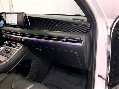 Used 2023 Hyundai Palisade Calligraphy image 15