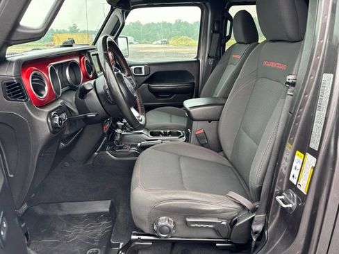 Used 2019 Jeep Wrangler Unlimited Rubicon w/ LED Lighting Group AWD/4WD image 10