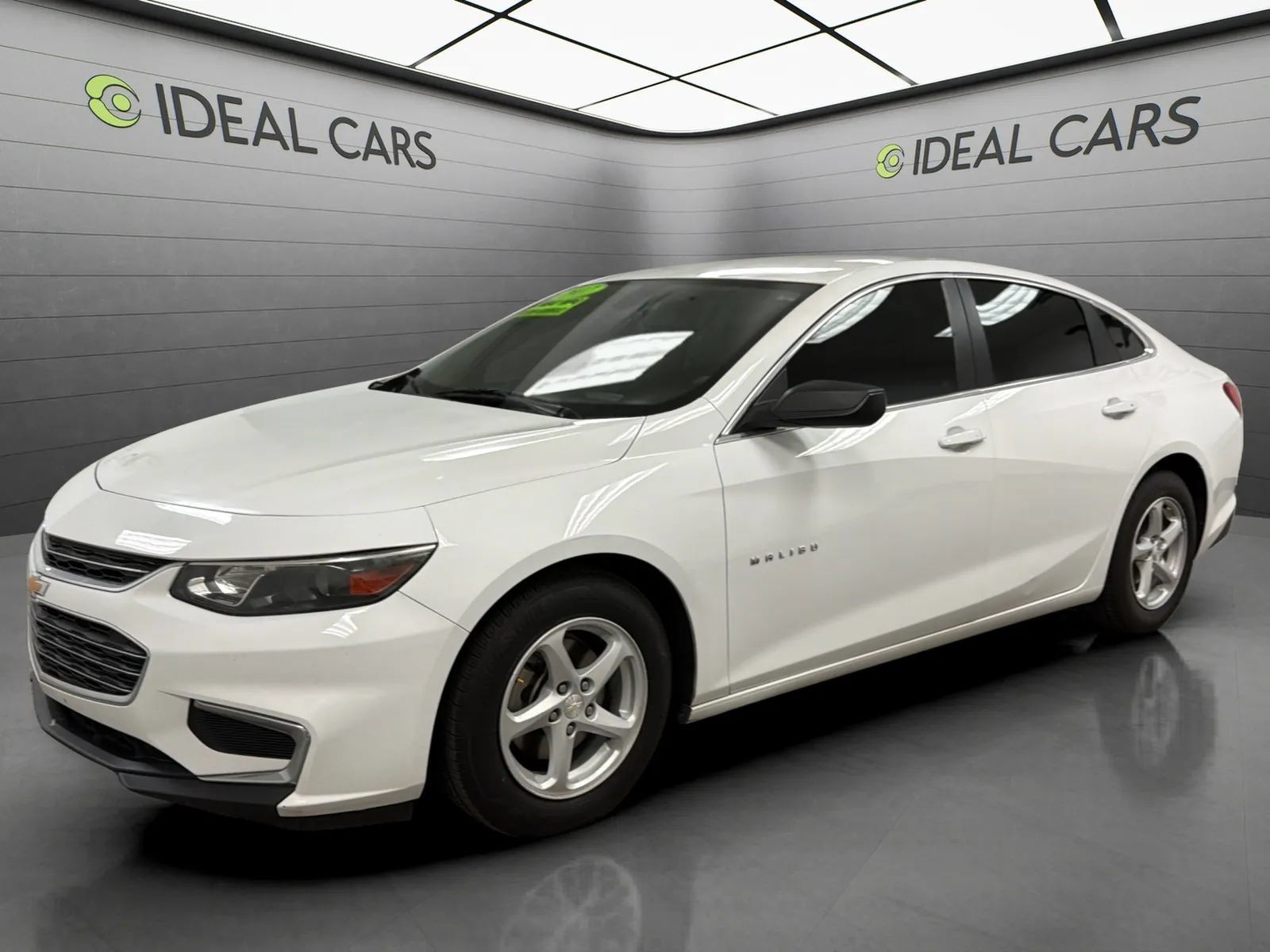 Used 2017 Chevrolet Malibu LS w/ LPO, Convenience Package 1 FWD image 1