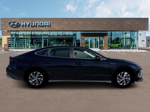 New 2026 Hyundai Sonata Blue image 9