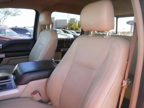 Used 2016 Ford F150 Lariat w/ Equipment Group 501A Mid image 10