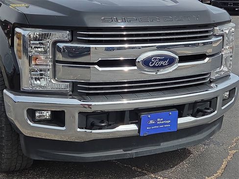 Used 2019 Ford F250 Lariat w/ Lariat Value Package image 9