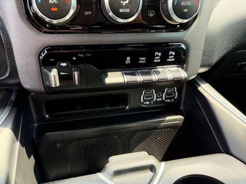 Used 2021 RAM 1500 Laramie AWD/4WD image 25