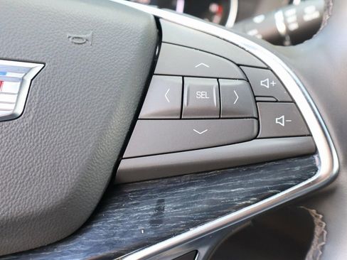 Certified 2025 Cadillac XT5 Premium Luxury image 22