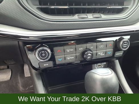 Used 2025 Jeep Compass Trailhawk w/ Trailhawk Elite Group image 24