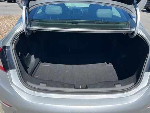Used 2018 Chevrolet Cruze LT FWD image 21