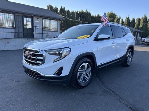 Used 2020 GMC Terrain SLT image 4