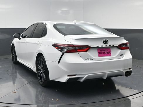 Used 2024 Toyota Camry SE FWD image 15
