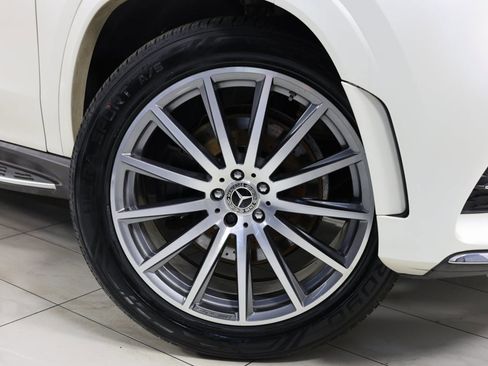 Used 2023 Mercedes-Benz GLS 580 4MATIC image 17