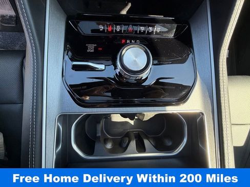 New 2026 Jeep Grand Wagoneer L 4WD image 21