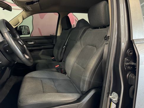 Used 2019 RAM 1500 Tradesman AWD/4WD image 17