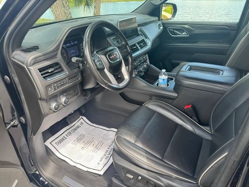 Used 2021 GMC Yukon XL SLT RWD image 11