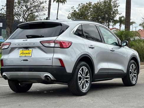 Used 2020 Ford Escape SEL image 4