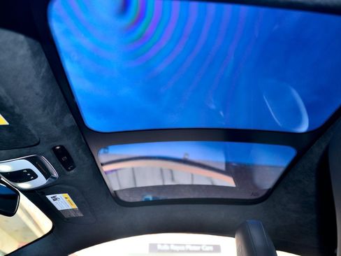 Used 2022 McLaren GT image 18