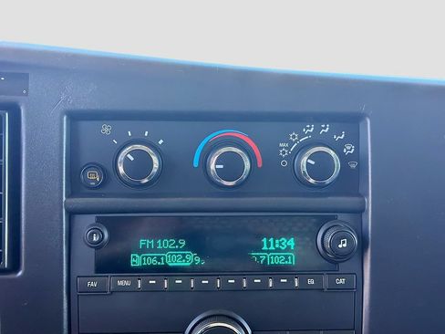 Used 2025 Chevrolet Express 2500 w/ Driver Convenience Package RWD image 15
