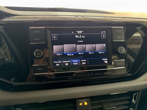 Certified 2023 Volkswagen Taos S FWD image 13