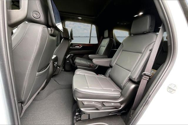 Used 2026 GMC Yukon Denali w/ Denali Reserve Package AWD/4WD image 22