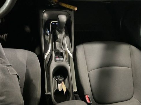 Used 2022 Toyota Corolla LE FWD image 15