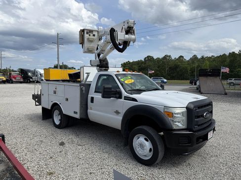 Used 2012 Ford F550 4x4 Regular Cab Super Duty w/ Snow Plow Prep Pkg image 3