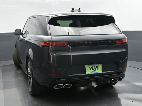 Used 2025 Land Rover Range Rover Sport Autobiography image 4