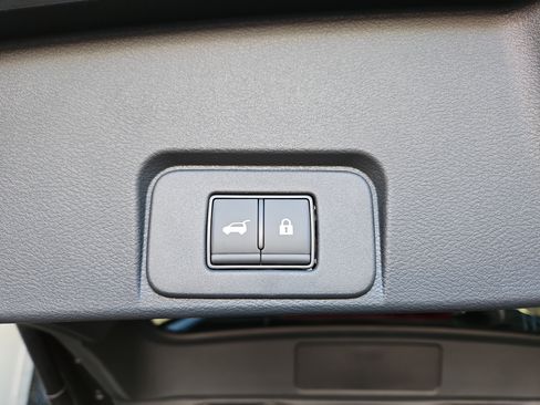 New 2026 Nissan Rogue Platinum AWD/4WD image 14