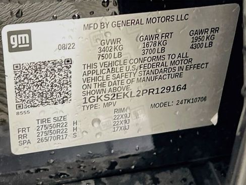 Used 2023 GMC Yukon Denali Ultimate AWD/4WD image 12