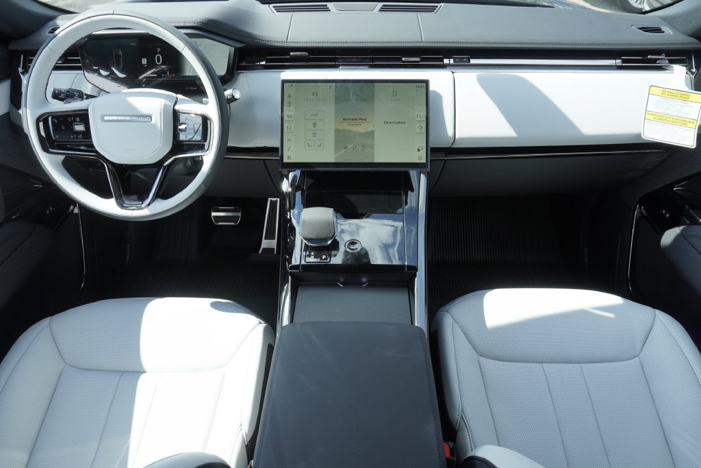 New 2026 Land Rover Range Rover Sport Dynamic SE AWD/4WD image 9