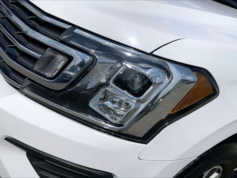 Used 2019 Ford Expedition XLT RWD image 26