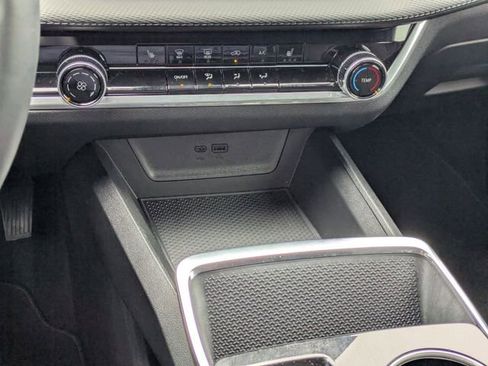 New 2026 Chevrolet Equinox LT image 18