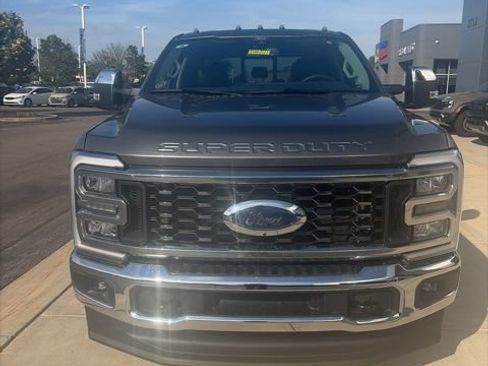 Used 2026 Ford F350 Lariat w/ Chrome Package AWD/4WD image 2