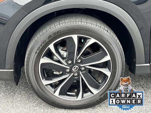 Used 2023 MAZDA CX-5 AWD 2.5 S w/ Premium Package image 12