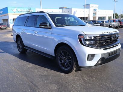New 2026 Ford Expedition Max Platinum w/ Stealth Appearance Package