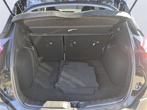 Used 2020 Nissan Kicks SV image 12