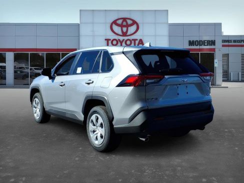 New 2025 Toyota RAV4 LE image 4