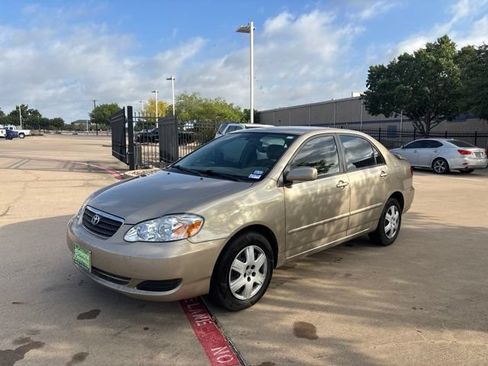 Used 2006 Toyota Corolla LE w/ Audio Value Pkg FWD image 1