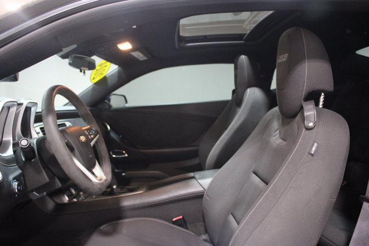Used 2014 Chevrolet Camaro SS w/ RS Package RWD image 3